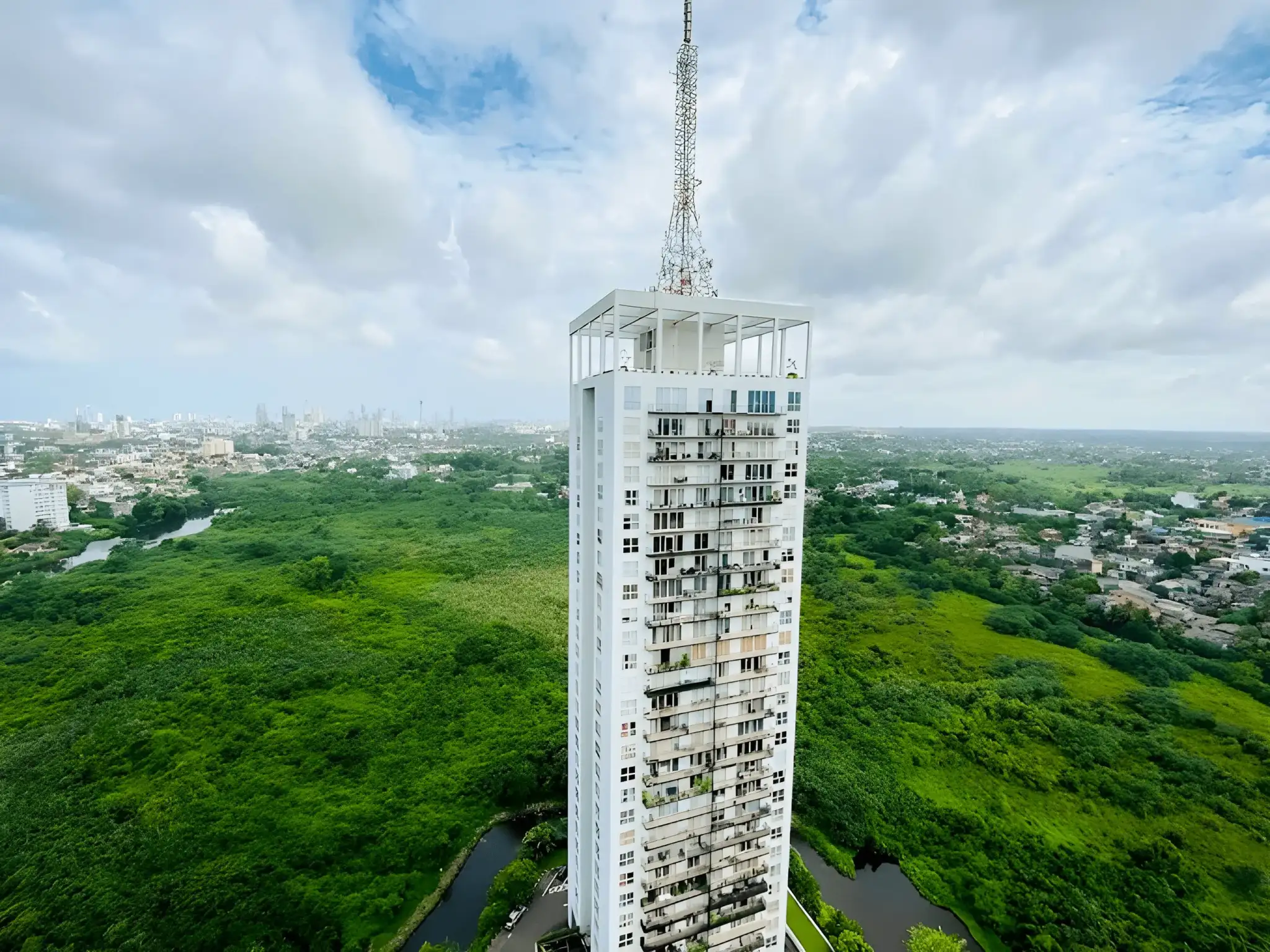 Fairmount Urban Oasis, Rajagiriya
